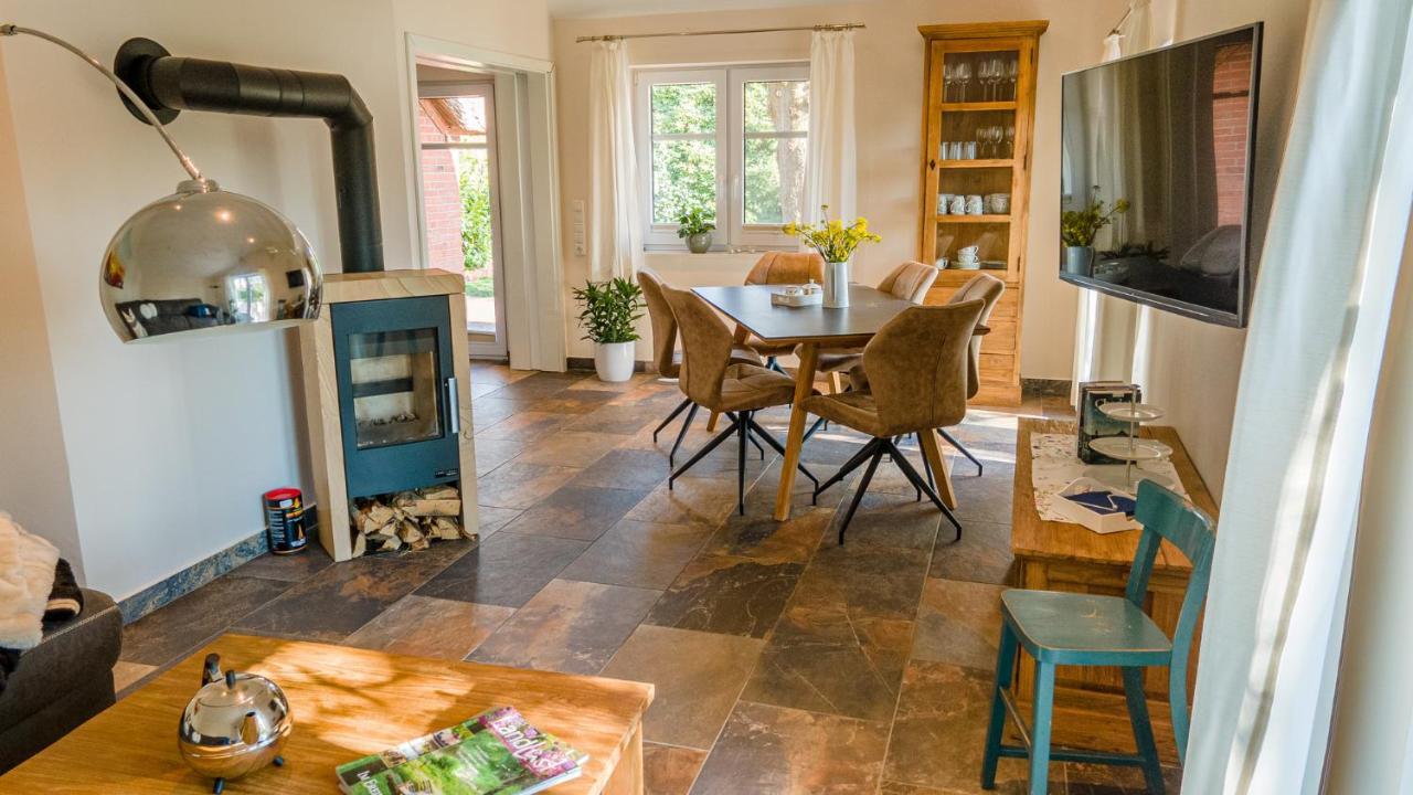 Reetdach Ostfriesenhaus Villa Sudbrookmerland ภายนอก รูปภาพ